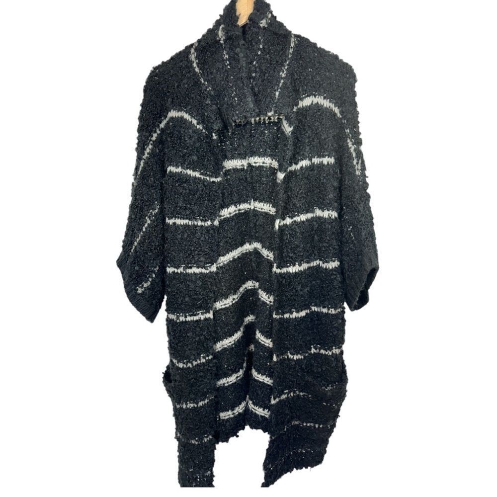 HINGE Women's Striped Fuzzy Cardigan Sweater Black/White Size XS/S